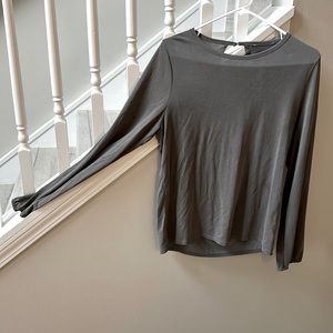 Lucky brand medium gray shirt